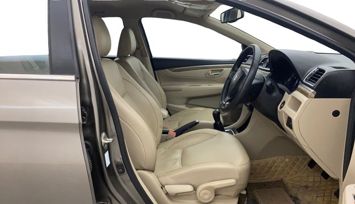 2021 Maruti Ciaz ALPHA 1.5 SHVS PETROL, Petrol, Manual, 53,775 km, Right Side Front Door Cabin