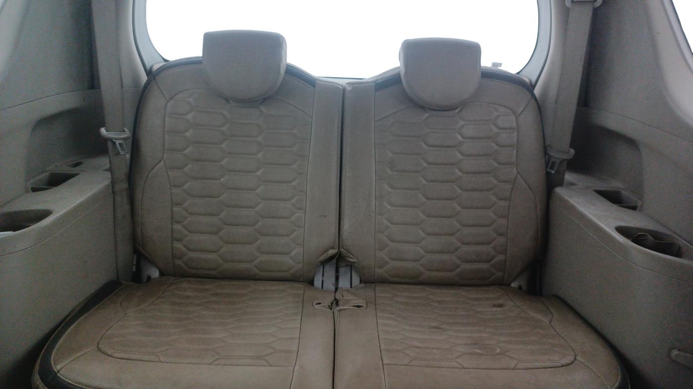 2017 Maruti Ertiga VDI SHVS, Diesel, Manual, 1,07,283 km, Third Seat Row ( optional )