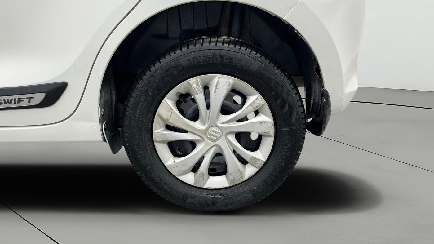 2021 Maruti Swift VXI AMT, Petrol, Automatic, 82,625 km, Left Rear Wheel