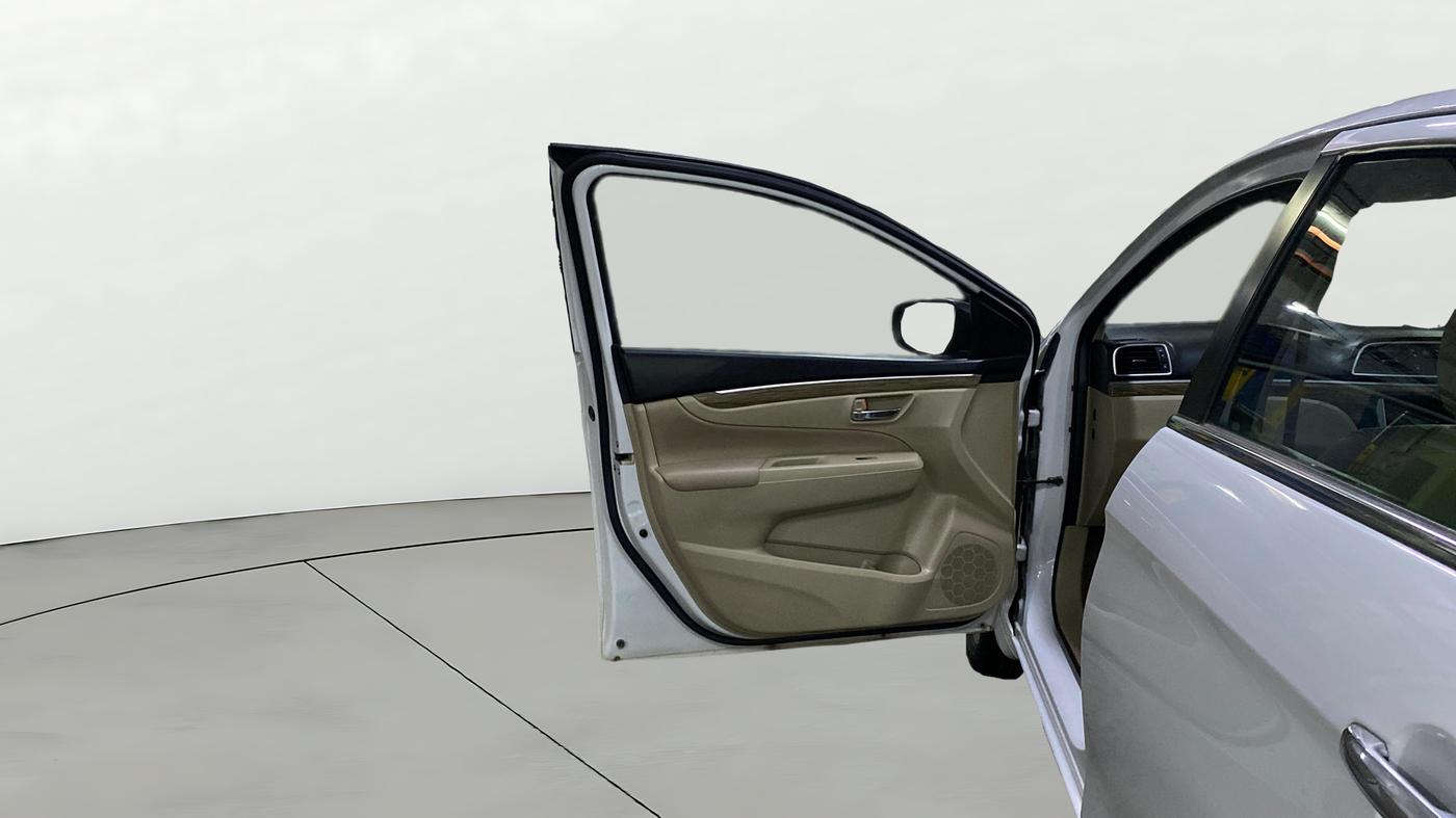 2021 Maruti Ciaz ALPHA 1.5 SHVS PETROL, Petrol, Manual, 38,137 km, LHS Front Door
