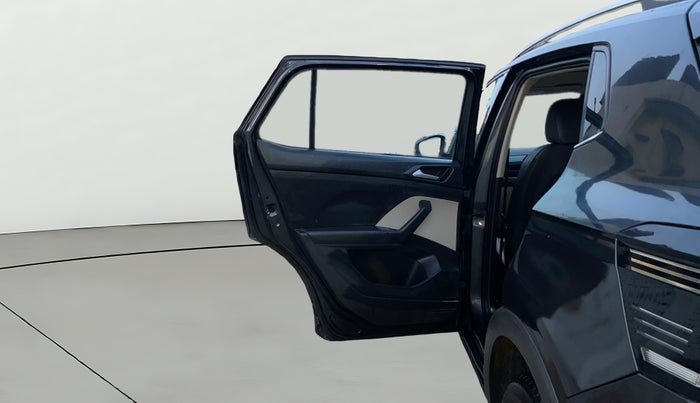 2022 Volkswagen TAIGUN TOPLINE 1.0 TSI MT, Petrol, Manual, 59,704 km, LHS Rear Door