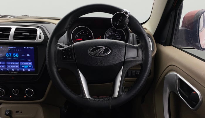 2017 Mahindra TUV300 T8, Diesel, Manual, 47,261 km, Steering Wheel Close Up
