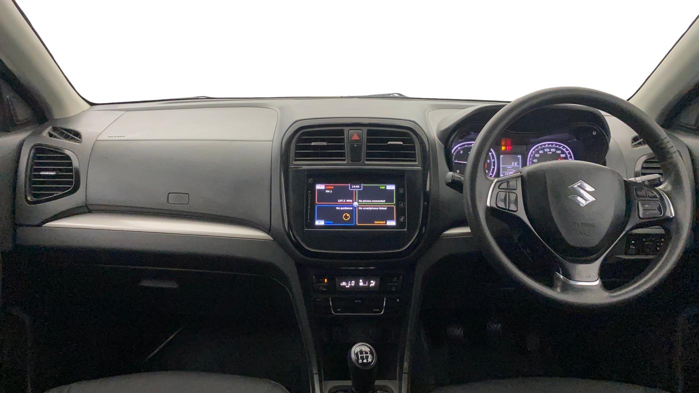 2016 Maruti Vitara Brezza ZDI PLUS, Diesel, Manual, 1,11,061 km, Dashboard