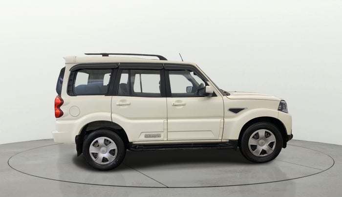 2020 Mahindra Scorpio S9, Diesel, Manual, 1,40,132 km, Right Side View