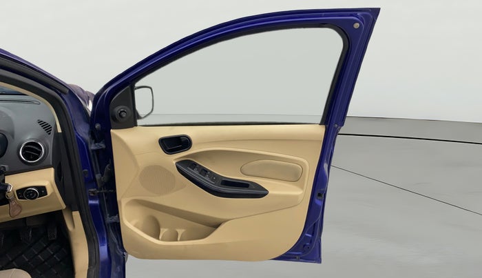 2018 Ford Figo Aspire TITANIUM 1.2 PETROL, Petrol, Manual, 44,995 km, RHS Front Door