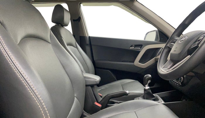 2017 Hyundai Creta SX PLUS 1.6 PETROL, Petrol, Manual, 75,155 km, Right Side Front Door Cabin