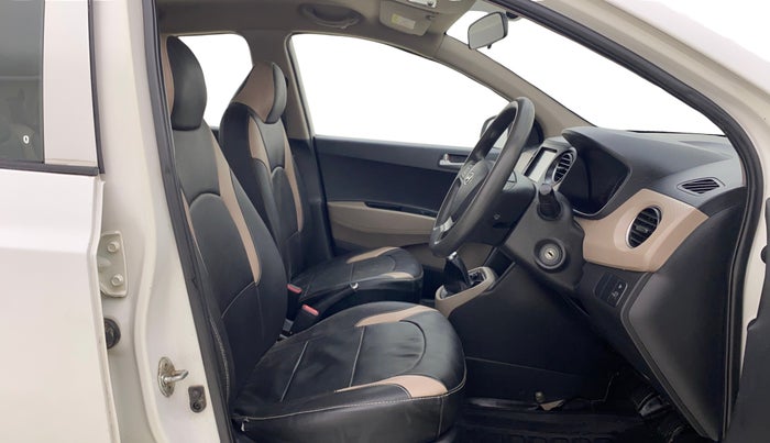 2018 Hyundai Grand i10 SPORTZ 1.2 KAPPA VTVT, Petrol, Manual, 68,907 km, Right Side Front Door Cabin