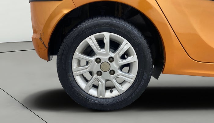 2017 Tata Tiago XZ PETROL, Petrol, Manual, 29,339 km, Right Rear Wheel