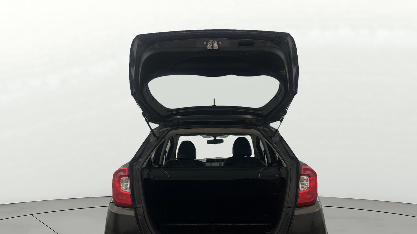 2018 Honda WR-V 1.5L I-DTEC VX MT, Diesel, Manual, 1,34,100 km, Boot Door Open
