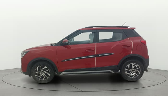 2022 Mahindra XUV300 W8 (O) 1.2 PETROL AMT, Petrol, Automatic, 12,444 km, Left Side