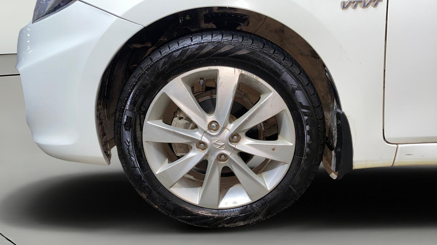 2012 Hyundai Verna FLUIDIC 1.6 VTVT SX, Petrol, Manual, 38,133 km, Left Front Wheel