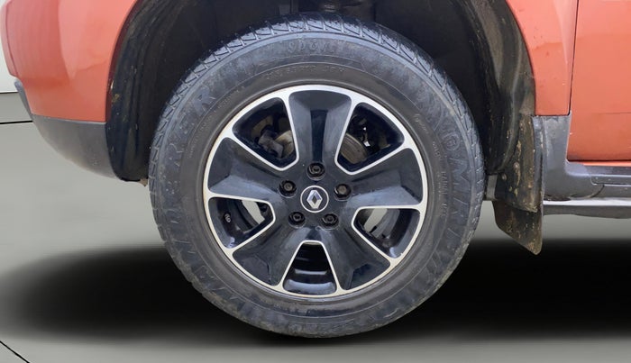 2018 Renault Duster RXS CVT, Petrol, Automatic, 46,011 km, Left Front Wheel