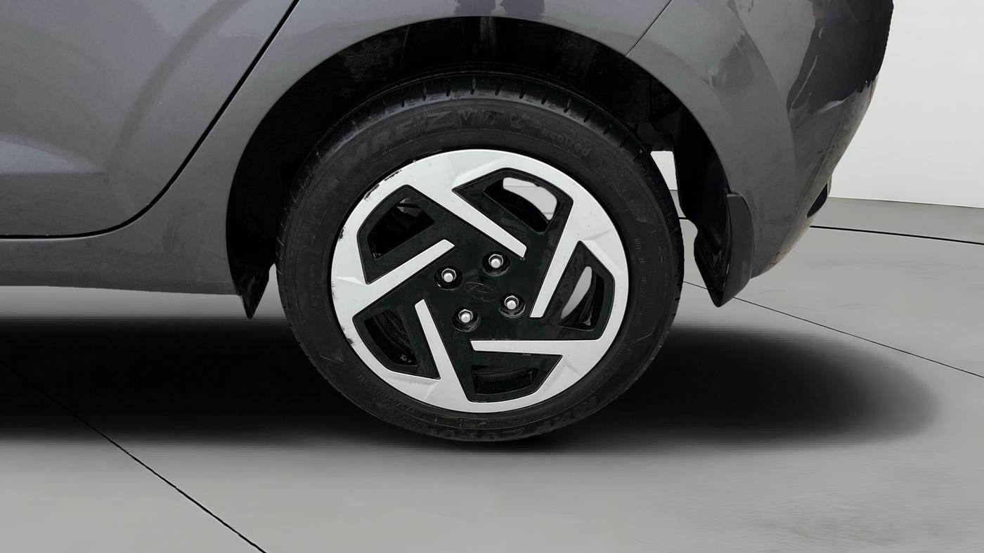2024 Hyundai GRAND I10 NIOS SPORTZ 1.2 KAPPA VTVT CNG, CNG, Manual, 3,510 km, Left Rear Wheel