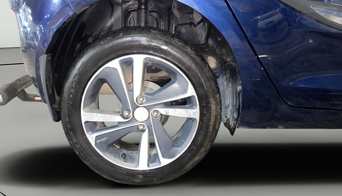 2023 Tata ALTROZ XZ PLUS PETROL, Petrol, Manual, 10,449 km, Right Rear Wheel