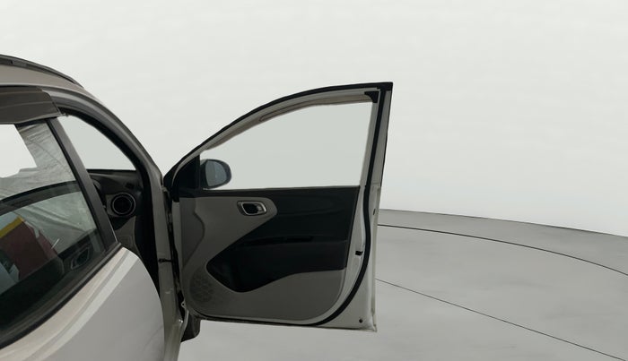 2022 Hyundai GRAND I10 NIOS SPORTZ 1.2 KAPPA VTVT, Petrol, Manual, 10,172 km, RHS Front Door