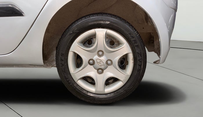 2013 Hyundai i10 MAGNA 1.2, Petrol, Manual, 61,124 km, Left Rear Wheel