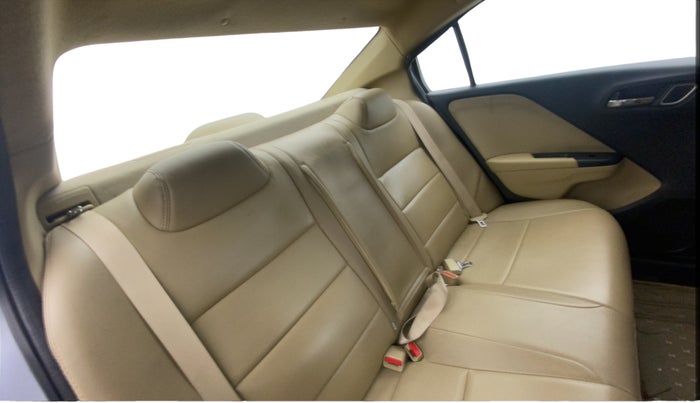 2020 Honda City 1.5L I-VTE V CVT, Petrol, Automatic, 57,917 km, Right Side Rear Door Cabin