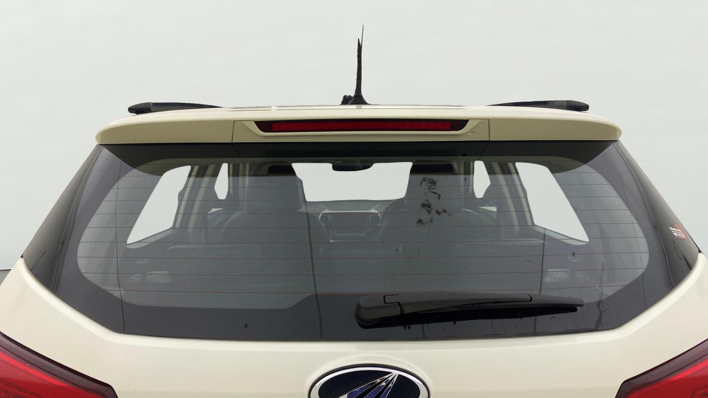 2020 Mahindra XUV300 W8 1.5 DIESEL, Diesel, Manual, 45,333 km, Rear Windshield