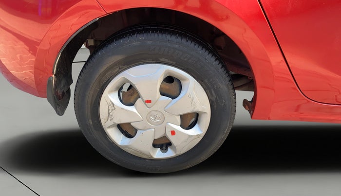 2018 Tata TIGOR XT PETROL, Petrol, Manual, 1,00,869 km, Right Rear Wheel