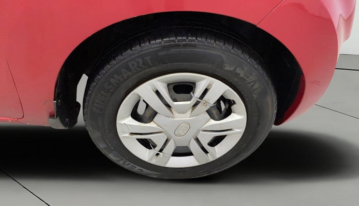 2017 Datsun Redi Go S, Petrol, Manual, 54,765 km, Right Front Wheel