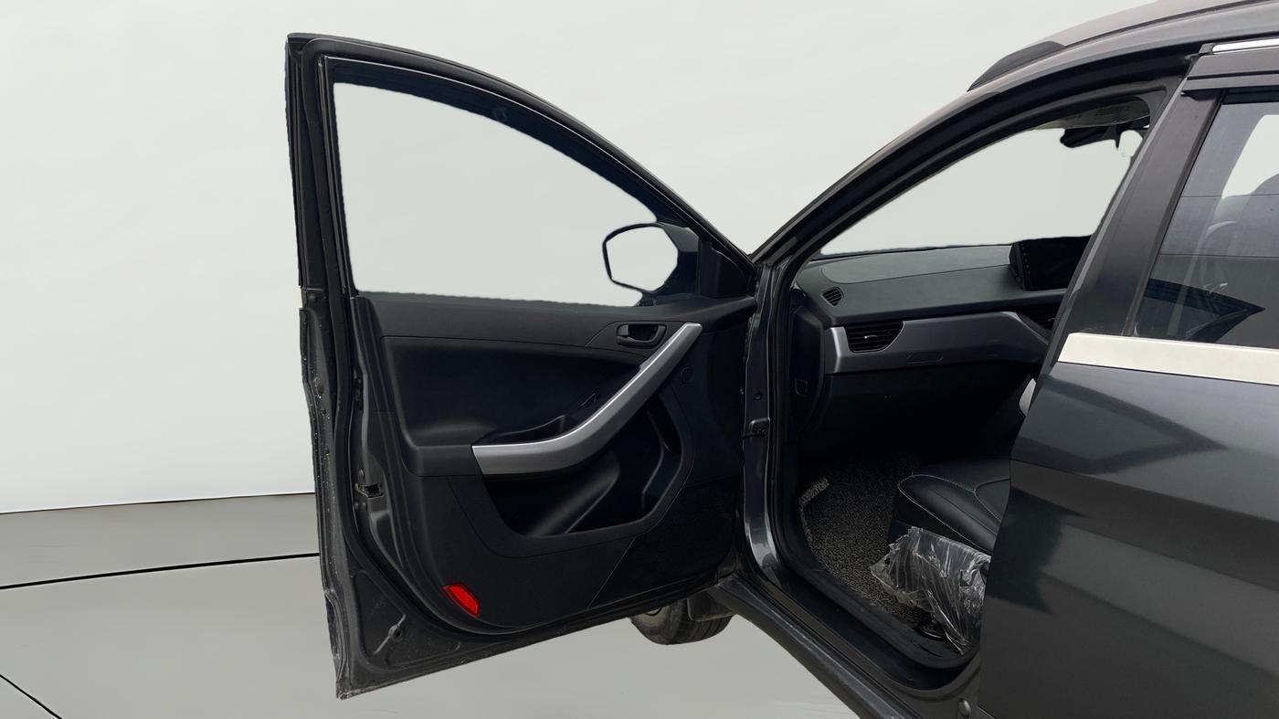 2022 Tata NEXON XMA SUNROOF PETROL, Petrol, Automatic, 35,685 km, LHS Front Door