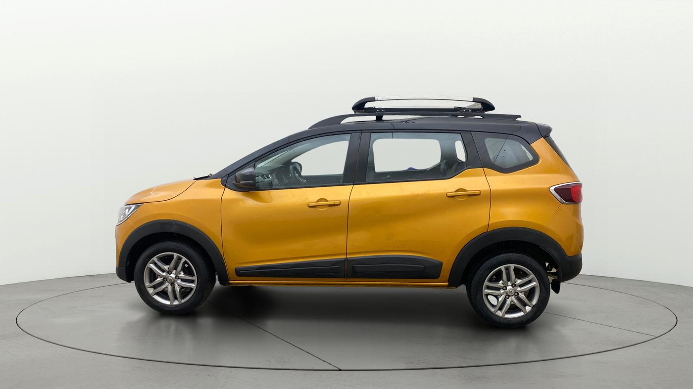 2022 Renault TRIBER RXZ, Petrol, Manual, 62,909 km, Left Side