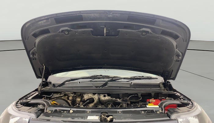 2018 Mahindra TUV300 T10, Diesel, Manual, 99,305 km, Open Bonet