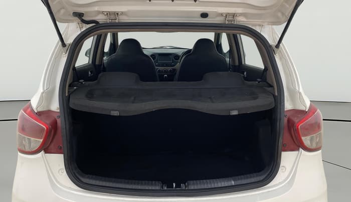 2017 Hyundai Grand i10 SPORTZ (O) AT 1.2 KAPPA VTVT, Petrol, Automatic, 31,831 km, Boot Open Zoomed View