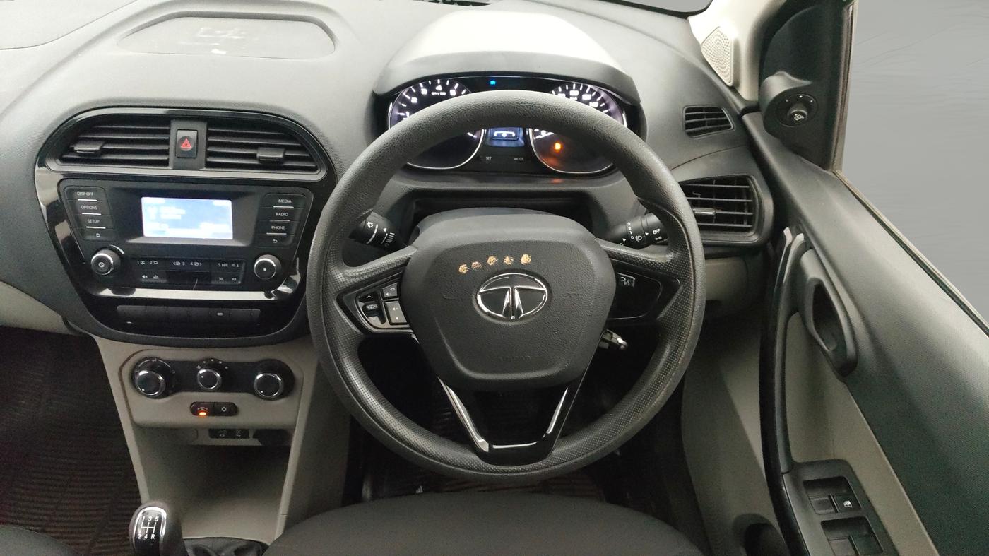 2019 Tata Tiago XZ PETROL, Petrol, Manual, 44,385 km, Steering Wheel Close Up