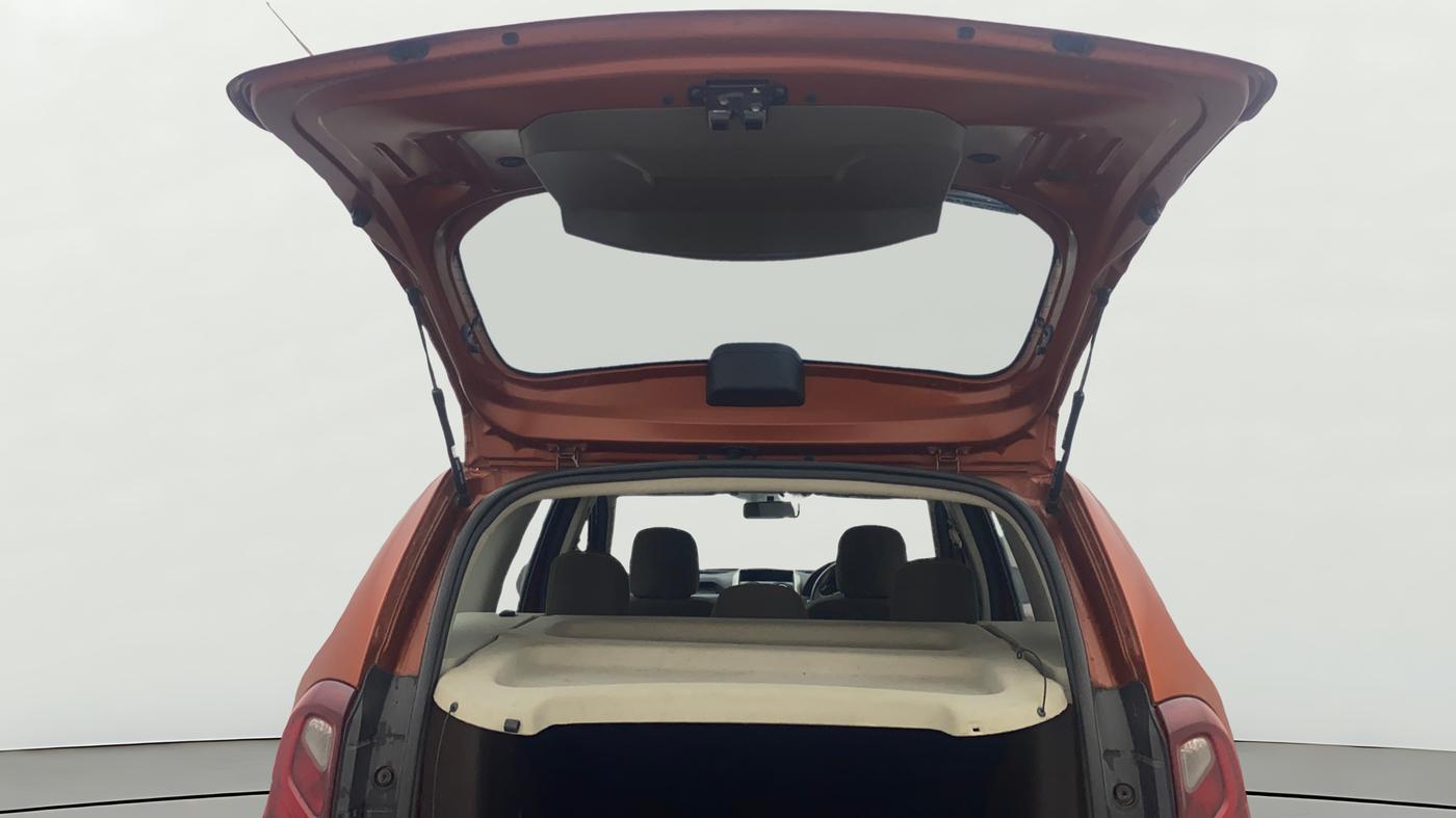 2016 Renault Duster 110 PS RXZ 4X2 AMT DIESEL, Diesel, Automatic, 77,235 km, Boot Door Open