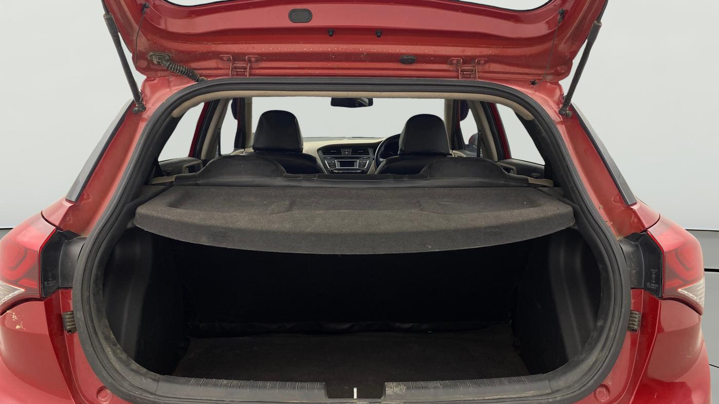 2016 Hyundai Elite i20 SPORTZ 1.2, Petrol, Manual, 78,150 km, Boot Open Zoomed View
