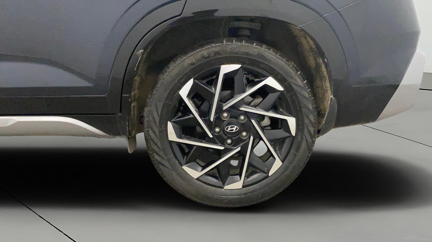 2024 Hyundai ALCAZAR Signature 7 STR 1.5 Turbo GDi Petrol DCT, Petrol, Automatic, 18,667 km, Left Rear Wheel
