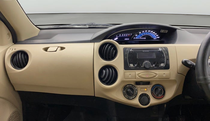 2017 Toyota Etios Liva V, Petrol, Manual, 55,771 km, Air Conditioner