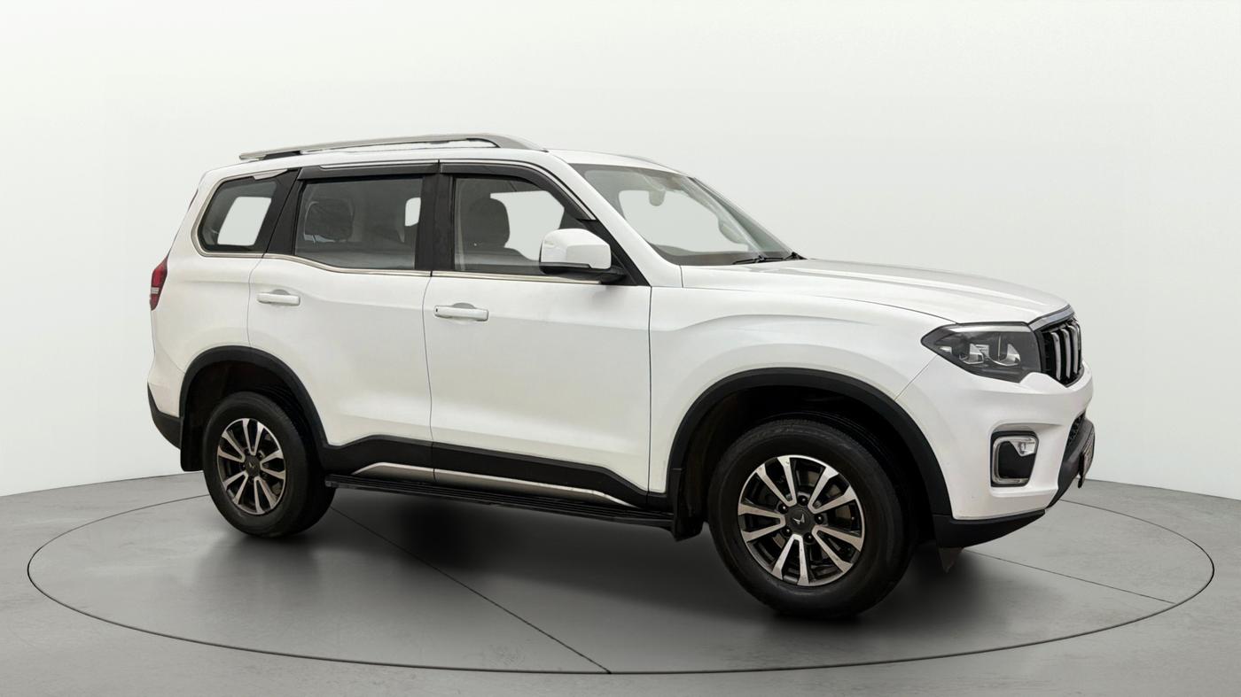 2025 Mahindra SCORPIO-N Z8 DIESEL AT 2WD 7 STR, Diesel, Automatic, 35,011 km, Right Front Diagonal