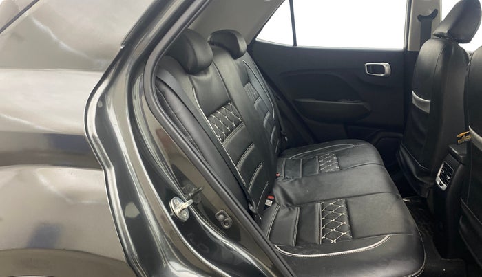 2021 Hyundai VENUE SX 1.0 TURBO IMT, Petrol, Manual, 25,736 km, Right Side Rear Door Cabin