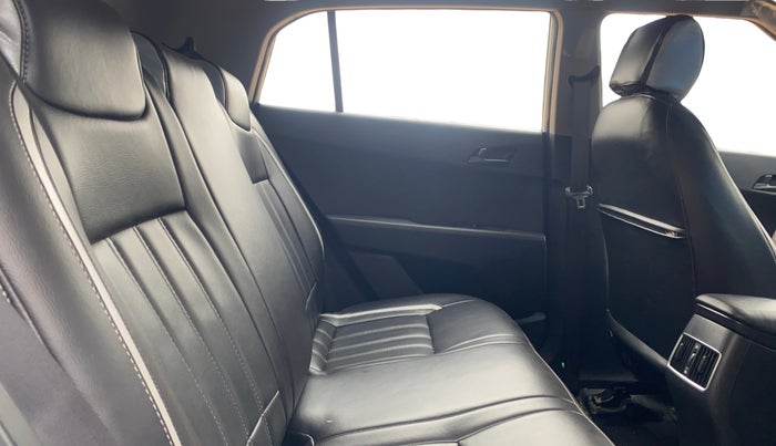 2018 Hyundai Creta E PLUS 1.6 PETROL, Petrol, Manual, 24,163 km, Right Side Rear Door Cabin