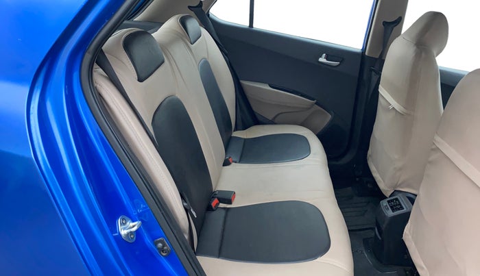 2017 Hyundai Grand i10 SPORTZ (O) AT 1.2 KAPPA VTVT, Petrol, Automatic, 54,807 km, Right Side Rear Door Cabin