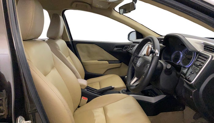 2019 Honda City 1.5L I-VTEC V MT, Petrol, Manual, 50,886 km, Right Side Front Door Cabin