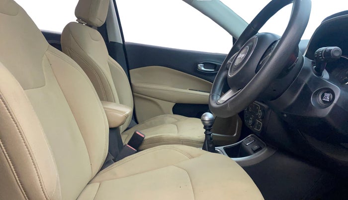 2018 Jeep Compass LONGITUDE (O) 2.0 DIESEL, Diesel, Manual, 1,45,715 km, Right Side Front Door Cabin