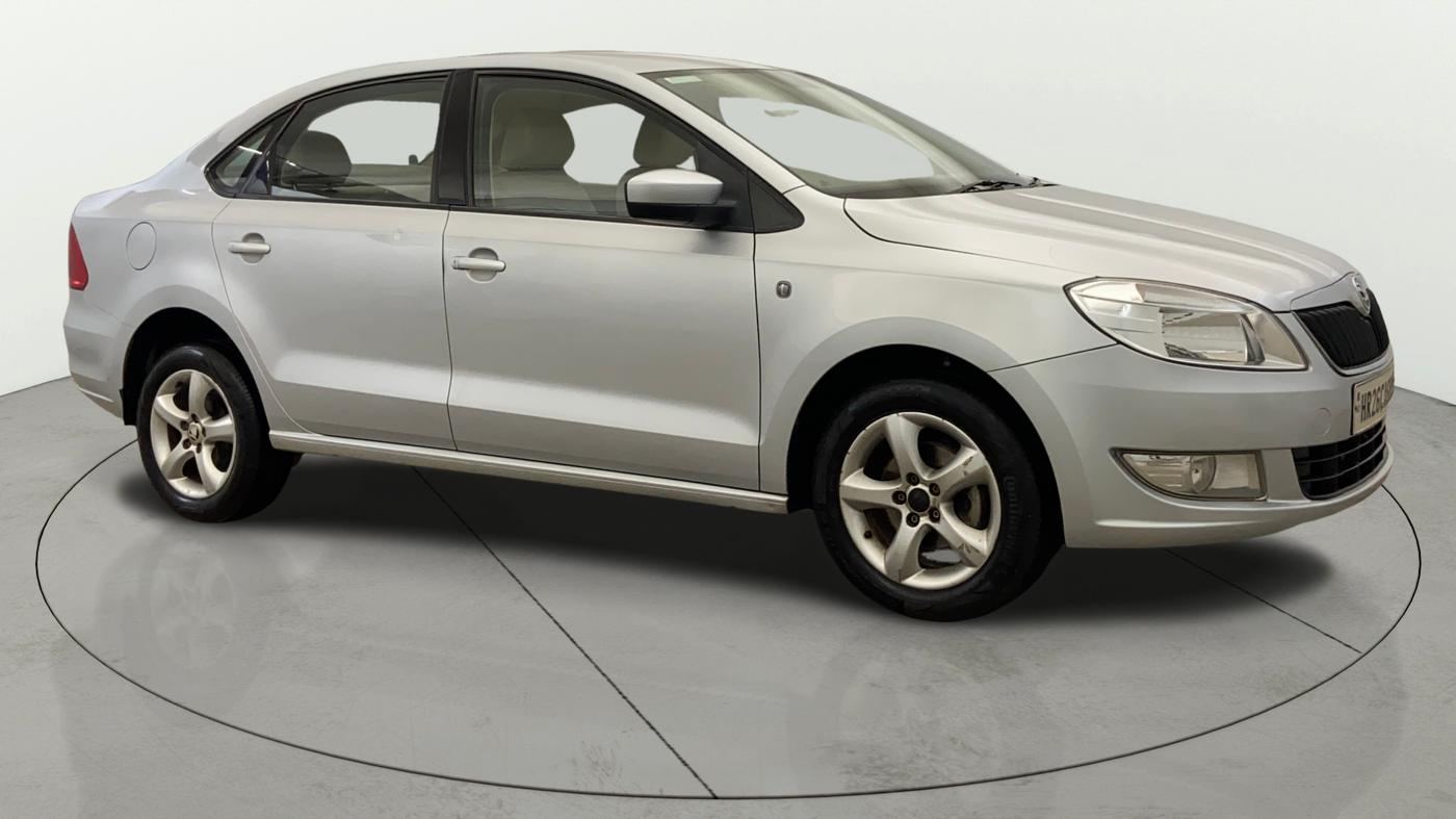 2013 Skoda Rapid ELEGANCE 1.6 MPI MT, Petrol, Manual, 84,349 km, SRP