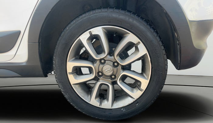 2017 Hyundai i20 Active 1.2 SX, Petrol, Manual, 51,217 km, Left Rear Wheel