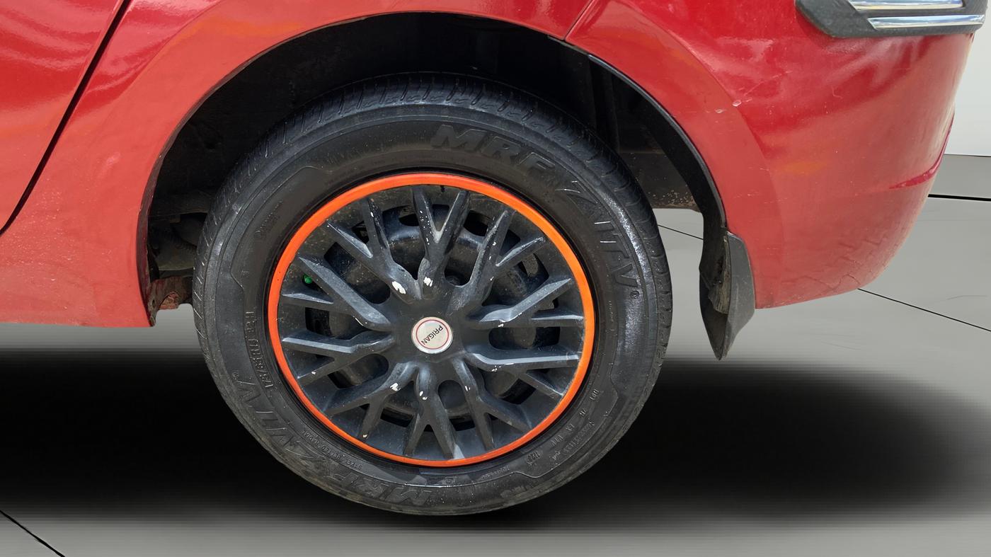 2018 Tata TIGOR XM PETROL, CNG, Manual, 92,069 km, Left Rear Wheel