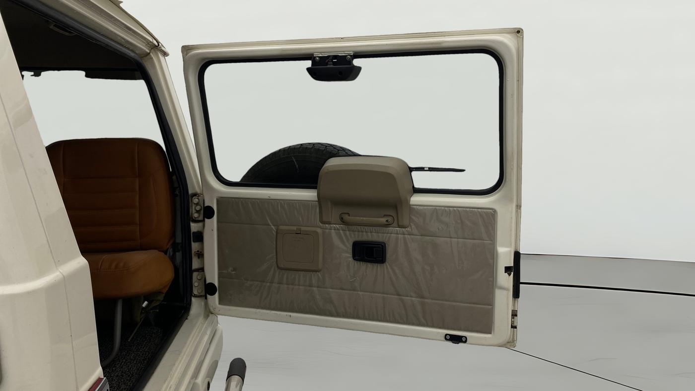 2021 Mahindra Bolero B6 (O), Diesel, Manual, 42,825 km, Boot Door Open