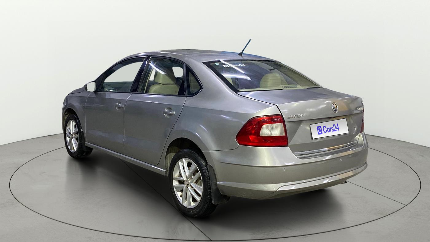 2018 Skoda Rapid STYLE 1.5 TDI AT, Diesel, Automatic, 1,13,827 km, Left Back Diagonal