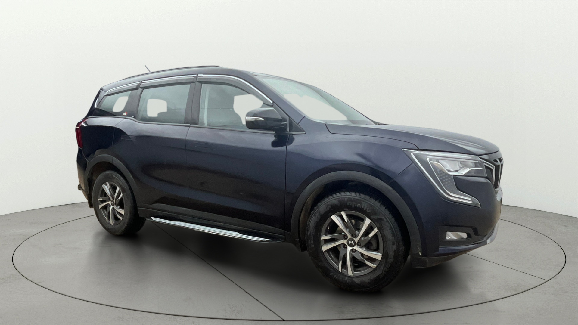 2023 Mahindra XUV700 2021-2026 AX 5 D MT 7 STR