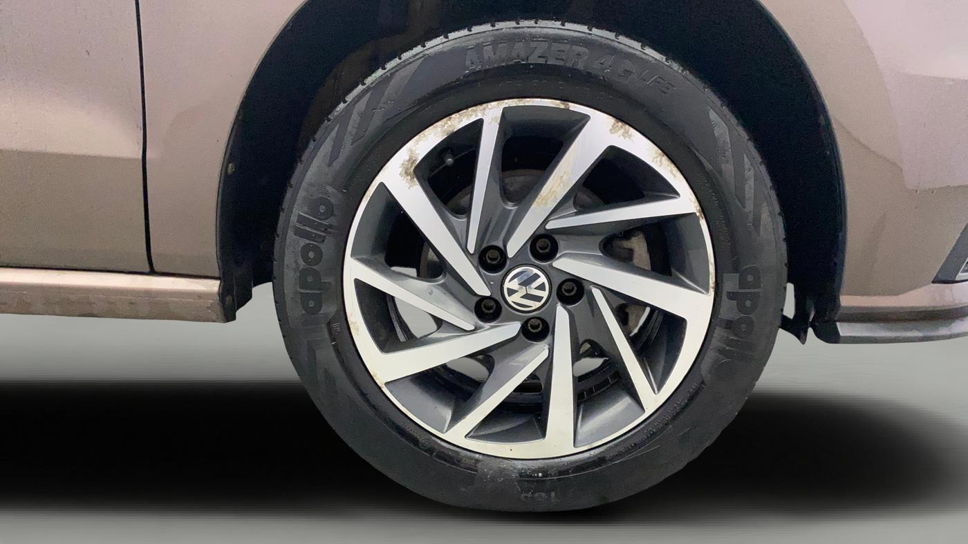 2019 Volkswagen Polo COMFORTLINE 1.0L MPI, Petrol, Manual, 75,571 km, Right Front Wheel