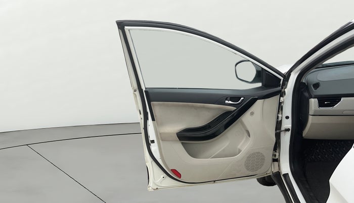 2021 Tata NEXON XZA PLUS (O) PETROL, Petrol, Automatic, 61,447 km, LHS Front Door