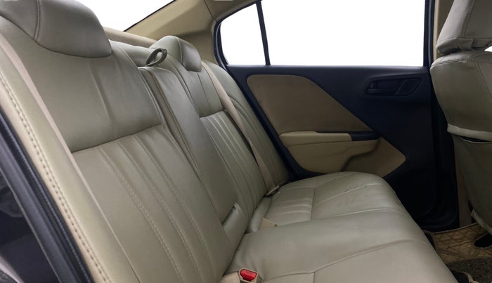 2014 Honda City 1.5L I-DTEC SV, Diesel, Manual, 1,13,792 km, Right Side Rear Door Cabin