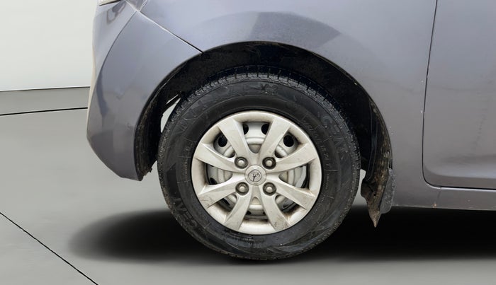 2015 Hyundai Eon ERA +, Petrol, Manual, 91,863 km, Left Front Wheel