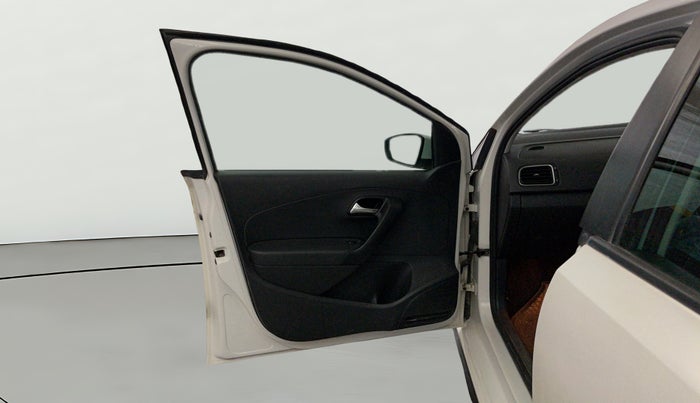 2022 Volkswagen Polo HIGHLINE PLUS 1.0L TSI, Petrol, Manual, 82,569 km, LHS Front Door